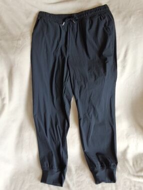 Old Navy SleekTech Petite Navy/Slate Jogger Pants-NWOT!